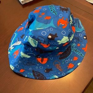 Gymboree reversible swim/sun bucket hat NWT